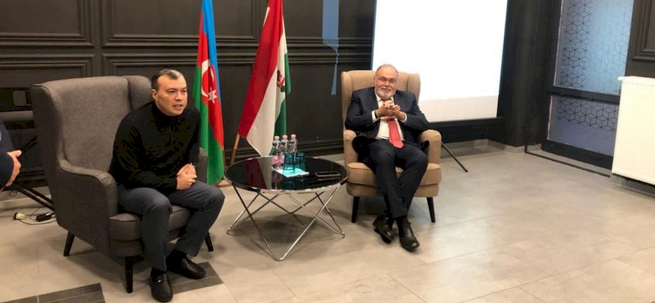 Minister Sahil Babayev met with Azerbaijani students studying in Hungary