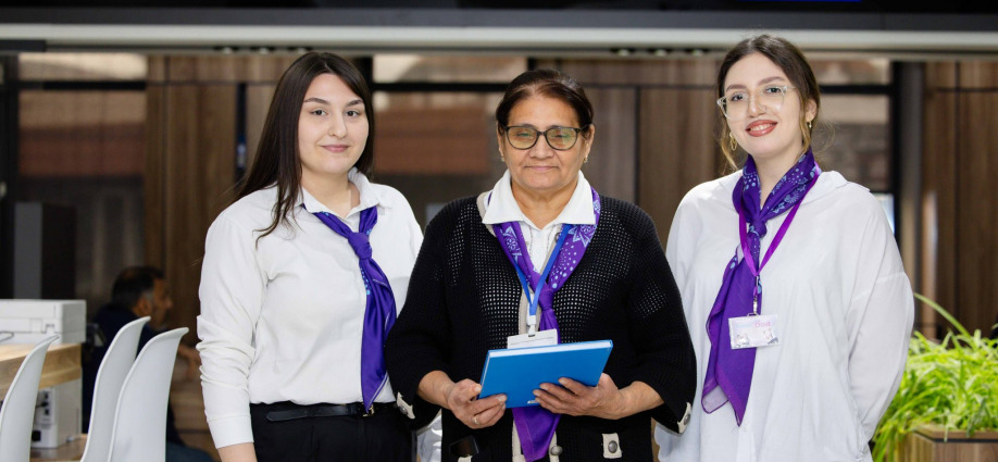 В период с января по сентябрь к программе «Волонтёр DOST» было привлечено ещё 1,2 тысячи человек