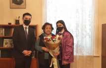 Employees of DOST centers congratulated elderly women living alone on the occasion of March 8