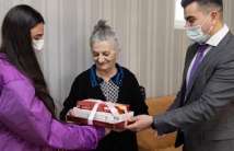 Employees of DOST centers congratulated elderly women living alone on the occasion of March 8