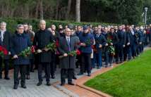 The staff of the Ministry visited the grave of the National Leader in the Alley of Honor